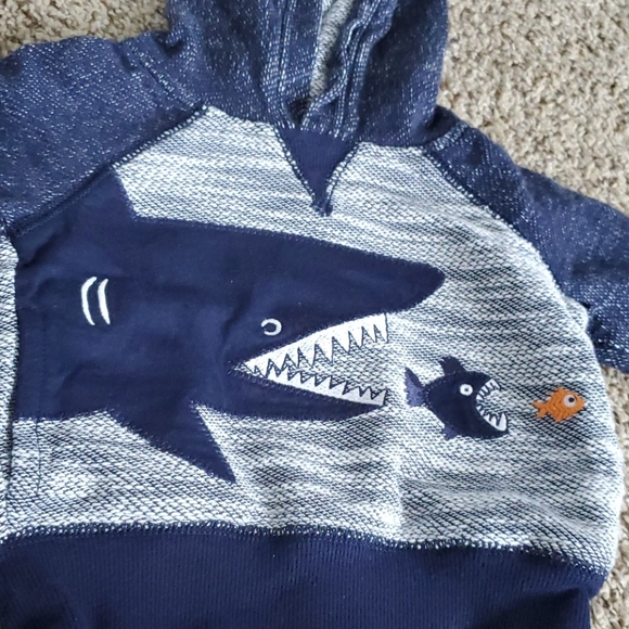 6-12M Gymboree Shark Hoodie - Picture 2 of 3